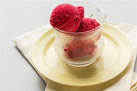 Lavender Pom Berry Sorbet Frozen Desserts Frozen Treats Fruit