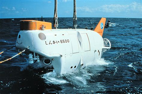 First Live Broadcast From Deep Submersible Manned