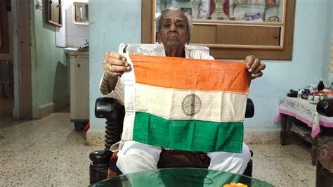 75 year old national flagdharwad this time independence day is special this is because the