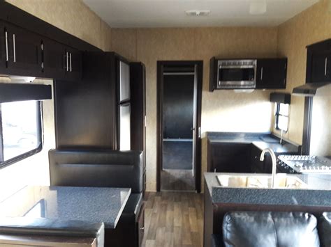 2016 Dynamite Dune sport toy hauler FW46 for Sale in Clearwater, FL