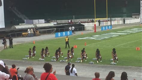 Howard University Cheerleaders Kneel During National Anthem Cnn