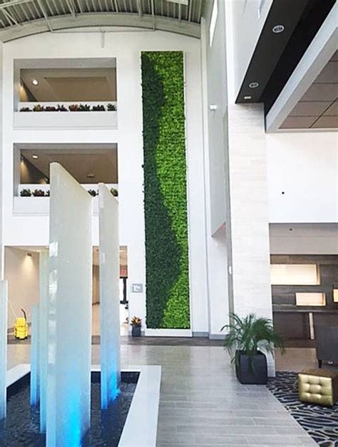Pin By Debbie Kotalic On Paredes Verdes Green Wall Design Living