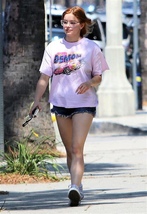 ariel winter s legs on full display in short shorts see pics