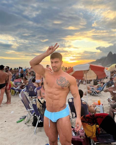 Daniel Montoya Onlyfans Model Gay Colormusic