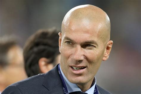 Что нужно знать о зидане: Real Madrid: Das wünscht sich Zinedine Zidane für 2021