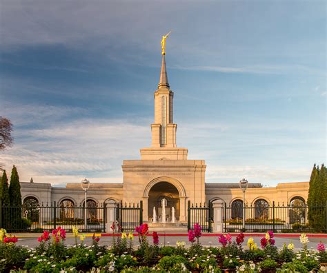 Sacramento California Temple Photograph Gallery