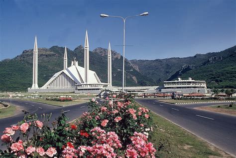 Top Places To Visit In Islamabad For Singles Couples And Families