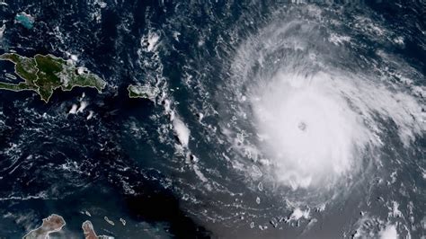 Irma Approaches The Leeward Islands Youtube