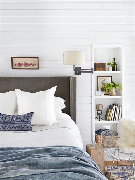 Decorating Ideas For A Bedroom With White Walls