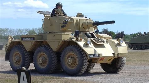 Alvis Saladin Fv601 British Army Six Wheeled Armoured Car With 76 Mm