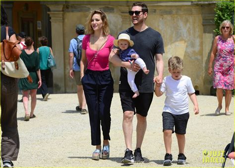 Luisana loreley lopilato de la torre (born 18 may 1987) is an argentine actress, singer, and model. Michael Buble & Wife Luisana Take Family Trip to Italy ...