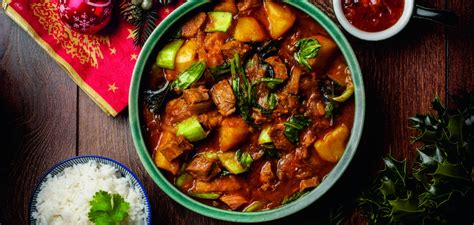 You will find chinese, indian, malaysian, western and everything in between, all serving up. Duck Penang Curry Recipe · Gressingham