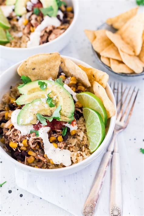 Slow Cooker Chicken Taco Bowls With Cilantro Lime Rice A Super Yummy