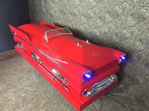 Custom Minnie Mouse Casket Designed For 5 Year Old Houston Girl Found