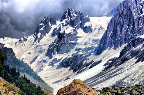 Jammu And Kashmir A Paradise On Earth Travelling Moods