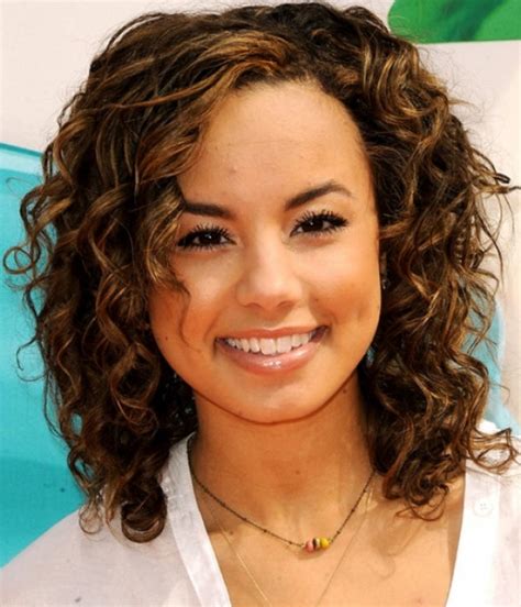 Curly Hairstyles For Round Faces Feed Inspiration