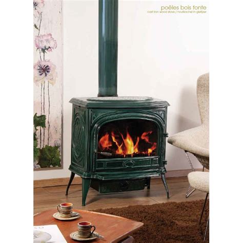 Pour un poele de ce type, une fumisterie en 140 mm est suffisante si l'on ne le blinde pas de bois. Poêle à Bois FRANCO BELGE GASCON Emaillé Vert 1 Porte 11 kW