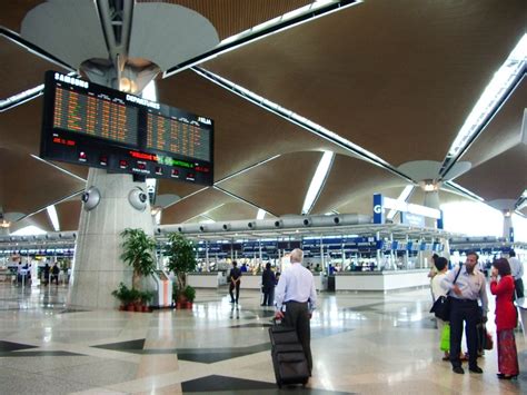 ZAHRIN TRAVELINFO Kuala Lumpur International Airport KLIA