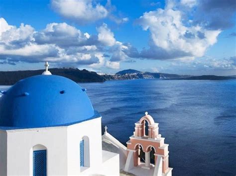 31 Reasons Why You Should Visit Santorini This Fall