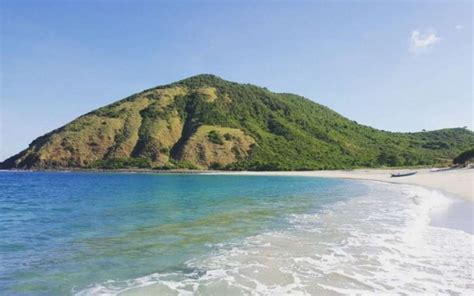 Pantai Mawun Surga Wisata Komplit Di Nusa Tenggara Barat Nusa