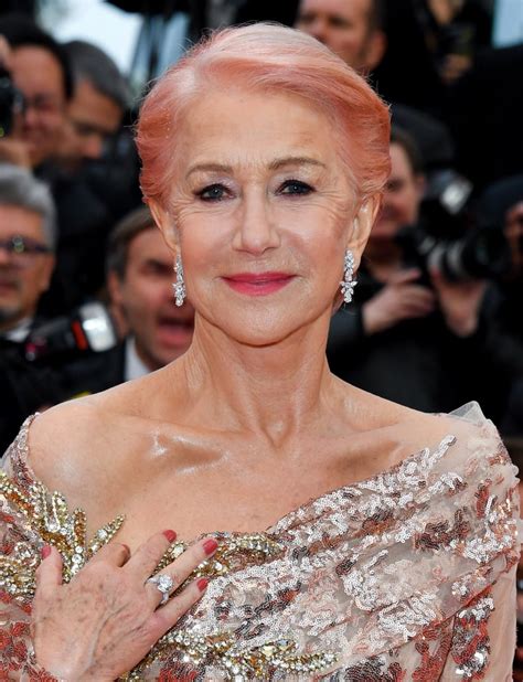 Helen Mirren Pink Hair At Cannes Film Festival Popsugar Beauty Uk