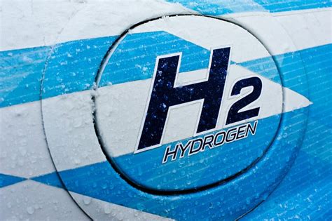 This is the only fuel cell vehicle that can actually be leased by private individuals, but only in parts of california where hydrogen fueling stations are installed. Advantages and Disadvantages of Hydrogen Energy - Conserve ...