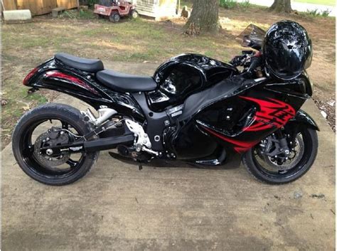 What makes our online bike shop stand out? Buy 2011 Suzuki Hayabusa Sportbike on 2040-motos