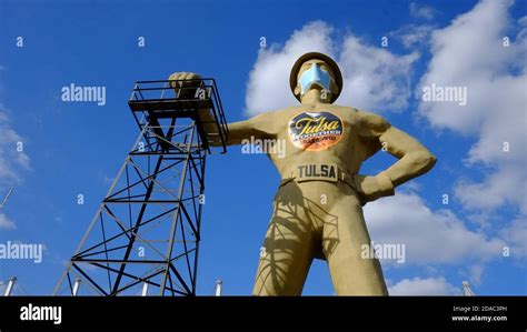 The Golden Driller Is A 75 Foot Tall 43500 Lb Statue Of An Oil Worker