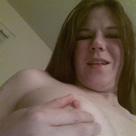 Melissa Ashley On Twitter Love To Play With My Teeny Tiny Nipples I Get Shivers All Over My