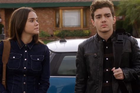 The Fosters Aaron And Callie Will Get Closer After A Trip To Visit His Parents The Fosters