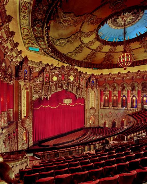 The Fox Theatre A St Louis Landmark Forum Theatre Accessible Affordable And Entertaining