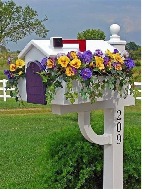 makes bills inviting mailbox garden mailbox planter mailbox decor