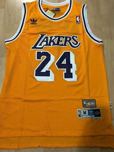 Pin By Lakercrew On Lakercrew 3 Los Angeles Outfit Nba Jersey Jersey
