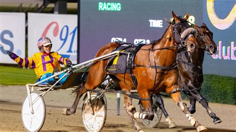 Brilliant Pacer Captain Ravishing Has Been Sensationally Beaten At Menangle The Courier Mail
