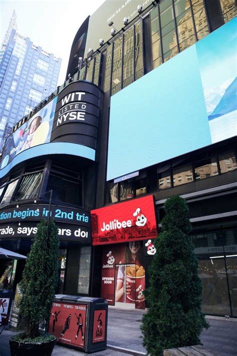 Jollibee Times Square Grand Opening Nyc — Average Socialite