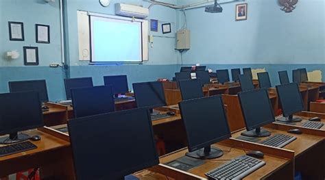 Pembaruan Laboratorium Komputer Tk Dan Sd Sekolah Damai