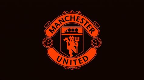 You can now download for free this manchester united logo transparent png image. Man Utd's new black third kit has been leaked | JOE.co.uk
