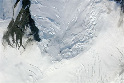 How Do Avalanches Affect The Earths Surface The Earth Images