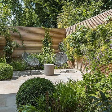 Amazing Small Courtyard Garden Design Ideas 07 Pimphomee