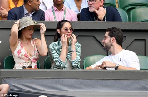 Olivia Munn Stuns In Pink Courtside At Wimbledon Daily Mail Online