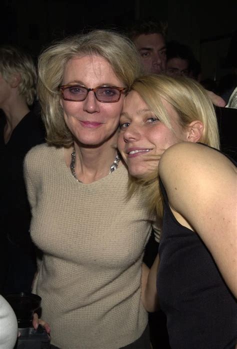 pictures of gwyneth paltrow and blythe danner popsugar celebrity uk photo 21