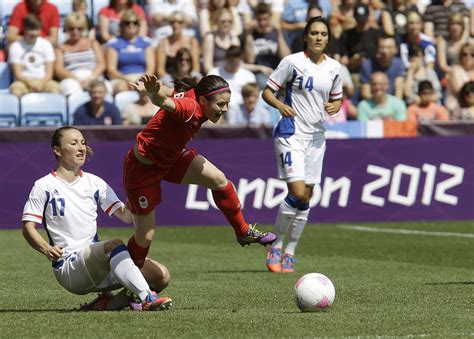Olympics 2012 Canada Wins Bronze In Olympic Womens Soccer
