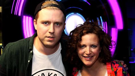 bbc radio 1 radio 1 s dance party with annie mac sub focus special delivery clips