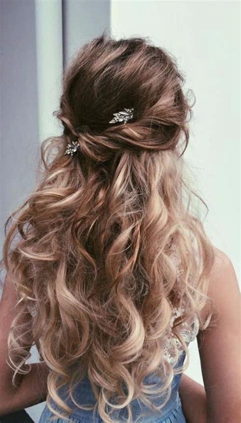 15 Photos Curly Long Hairstyles For Prom