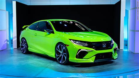 Honda Unveils Redesigned Sportier Civic