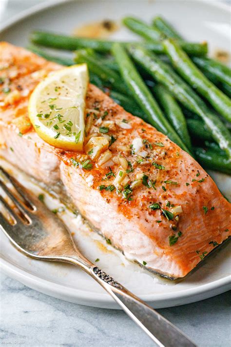 Garlic Butter Baked Salmon Recipe With Green Beans How To Bake Salmon