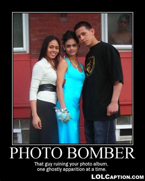 Photobomb Funny Pictures And Funny Youtube Videos Funny Demotivational Posters
