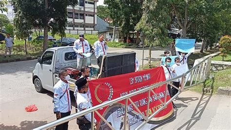 Detak Banten Kadis Dinas Tata Ruang Dan Bangunan Kab Tangerang Didemo