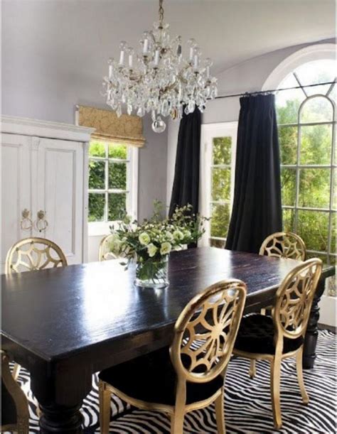 Commonly used in the luxury dining room, either in the form of lighting and chandeliers, or gold in this inspiration & ideas instalment, we explore the gold, a great selection of 20 dining room settings. 25 Luxurious Black and Gold Dining Room Ideas For ...