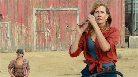 Jurassic Parks Legacy Made Laura Dern Nervous For Her Characters Return